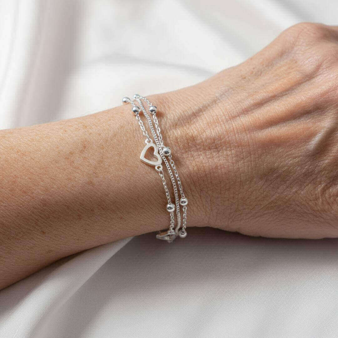 Dainty Silver Heart Chain Bracelet Emma & Noah Jewelry